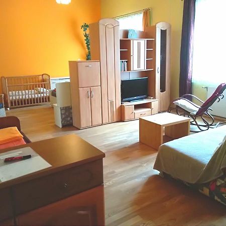 Loftwohnung Mitten Im Rotweinland Raiding Bagian luar foto